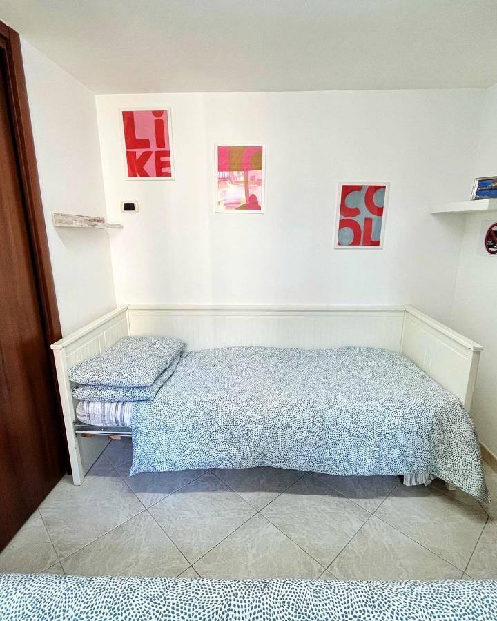 Modern In Napoli, Balcony Apartment *